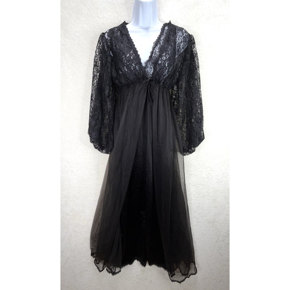 Vintage Peignoir Sheer Black Nylon Lace Nightgown and Robe Set Size Small?